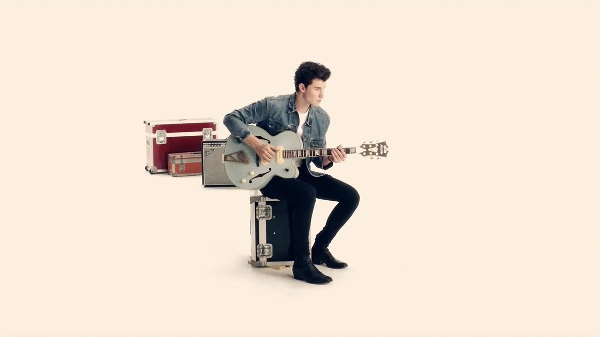 ShawnMendes's tweet photo. #NervousMusicVideo drops in full color at noon EST x https://t.co/WoyqtCWJa5