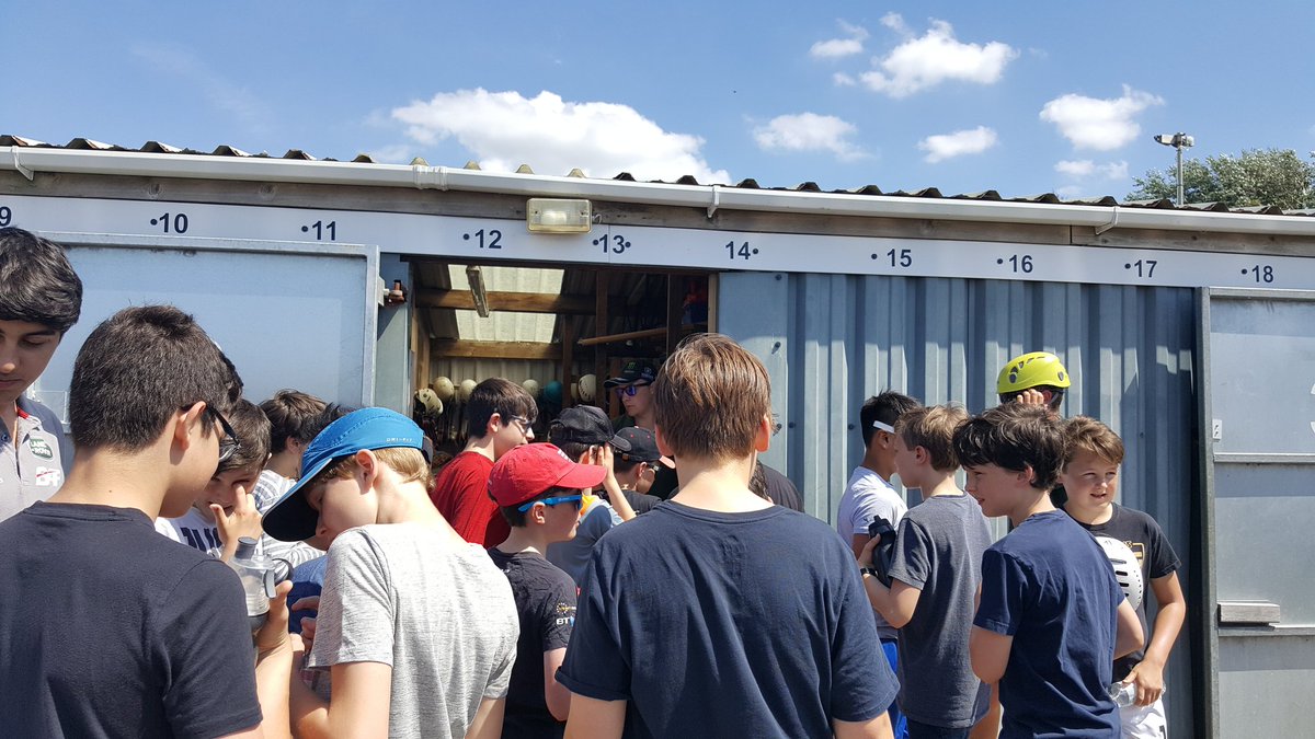 thehallschool's tweet photo. First activities underway @skernlodge #year8 #gettingequipped https://t.co/cF4QPt0Ga0