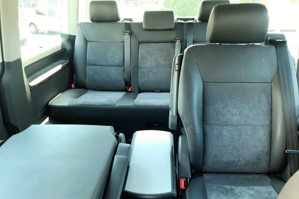 leparnassSA's tweet photo. 走行わずか約9300kmフォルクスワーゲンT5マルチバン2.0TDIハイライン
ディーゼル左DSG7人乗り諸費用オールイン乗り出し価格680万円 #フォルクスワーゲン #volkswagenT5 #T5マルチバン #T5ハイライン #フォルクスワーゲンT5　#フォルクスワーゲンT5マルチバン　#VW_ #ngu_car @ https://t.co/Yu8i6fS9mP https://t.co/GPOGrIlnjq