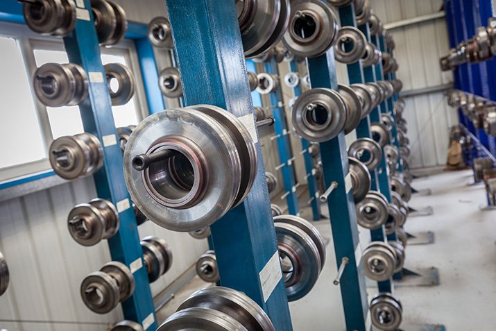 CentralWireInd's tweet photo. Producing round and flat wire from 1.00” (25.4mm) down to 0.002" (0.0508mm), smaller than a strand of hair, with unmatched precision thanks to our custom built dies - https://t.co/oeOnSCOL8H #precision #drawnwire #wiredies https://t.co/EloXppHso6