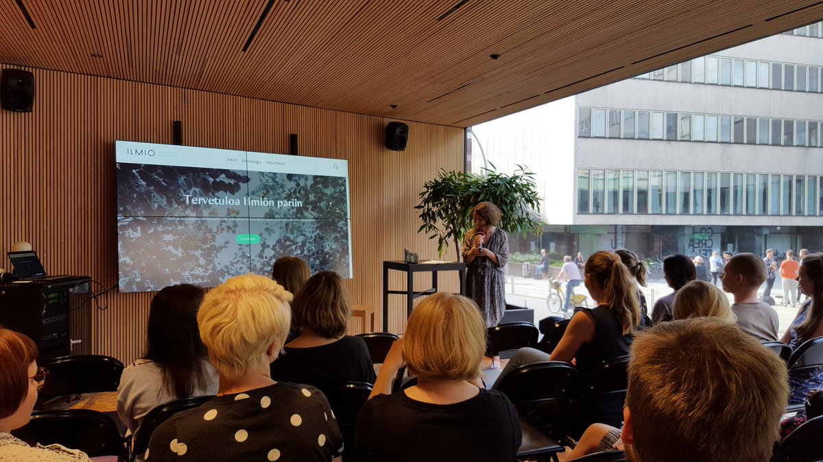 Sosiologisen verkkomedian avajaiset juuri alkoivat Tiedekulmassa Helsingissä. Ilmiö on sosiologinen media kaikille: ilmiomedia.fi