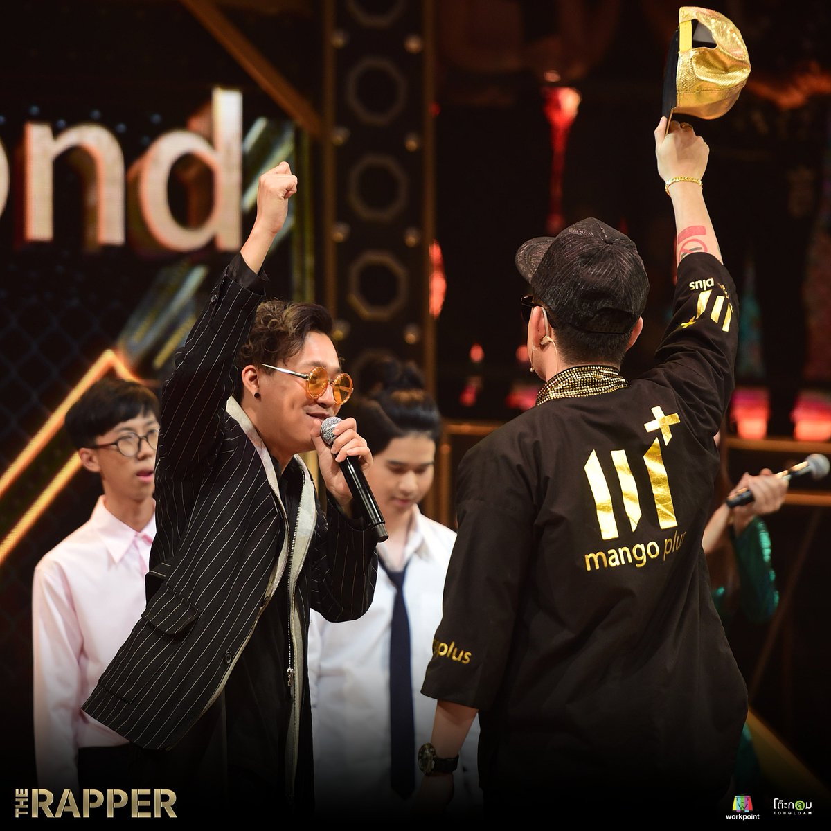 therapperth's tweet photo. หมวกทองของ #โค้ชปู่จ๋าน มาแล้ววววววว 
#เด็กเลี้ยงควาย ยินดีด้วยนะฮะ 
#therapper #tohgloam #workpoint https://t.co/G88xa7wey7