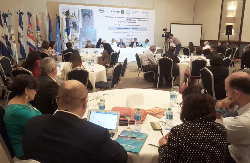 SaludPublicaRD's tweet photo. AHORA se realiza en Punta Cana la reunión de la Comisión Técnica de Enfermedades Crónicas y Cáncer del COMISCA. Este evento forma parte de las iniciativas asumidas por el país, a propósito de la presidencia Pro-Tempore del COMISCA.
#RDPPTCOMISCA2018 #SaludPúblicaRD @SECOMISCA https://t.co/bdKGGsiNJ0