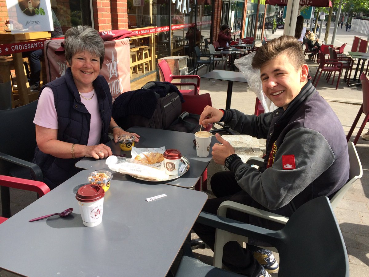 CastlebraeHE's tweet photo. Breakfast and some more sightseeing before heading home after an amazing weekend. Thanks to Kerry Richards, Harry Lomas and the team @DelawareNorthUK , Wembley and @SBFutureChef - a fantastic experience for us all. https://t.co/asJjr3kM6T