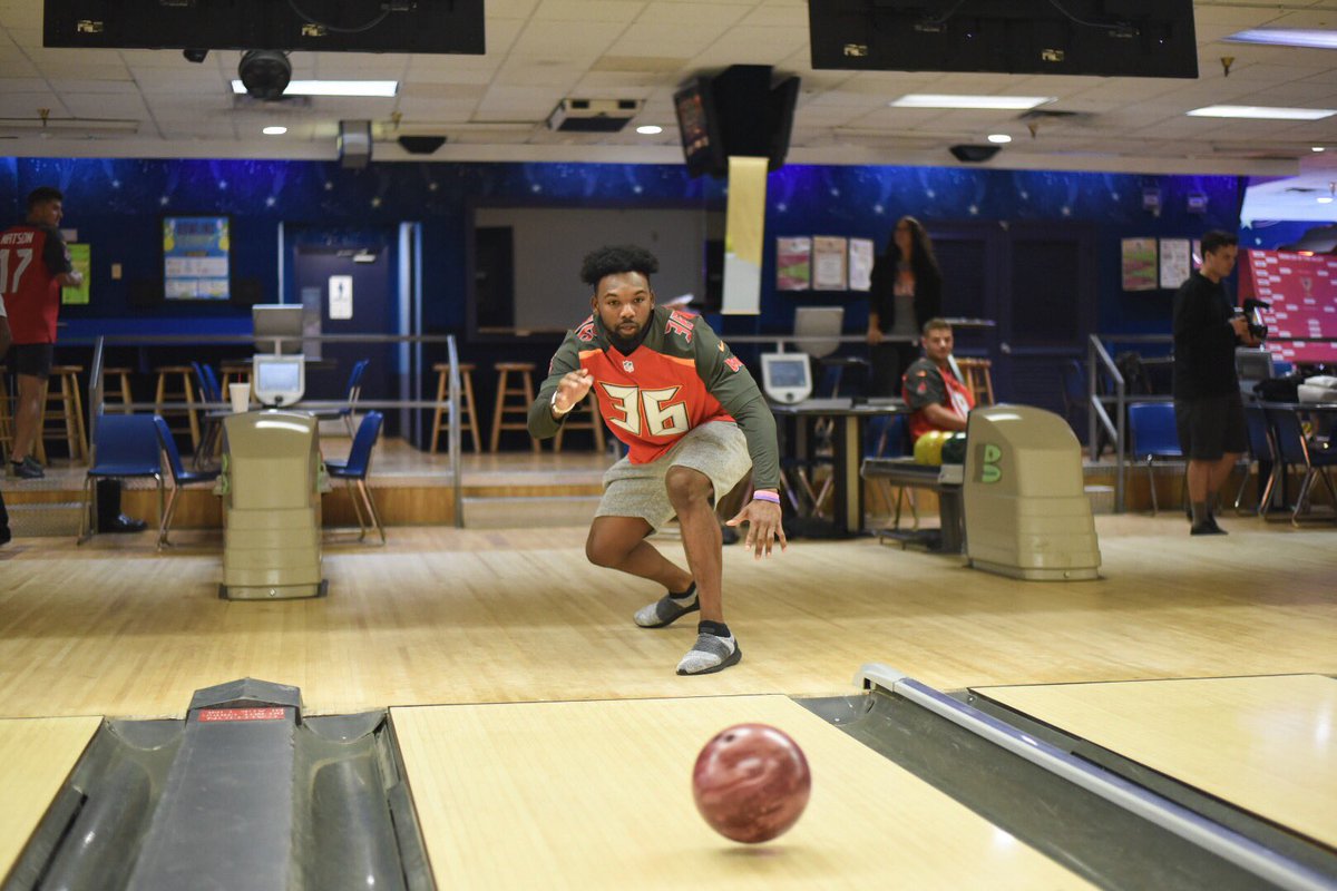 Buccaneers's tweet photo. Rooks meet rooks 😎 Both Bucs and Tampa Fire Rescue rookies are facing off with a bowling tourney this Monday morning!

#GoBucs☠️ https://t.co/VsuutR4nez