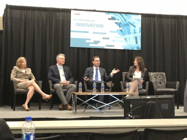 MBMZYMER's tweet photo. A fellow #Zymer shares the latest on food and agriculture innovation #BIO2018 https://t.co/KrCW2wMaD4 #Zymer https://t.co/8dZlIqmEEm