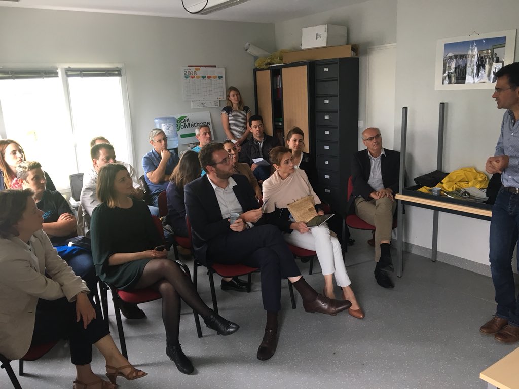 Cerlesjf's tweet photo. Échange autour de la methanisation et du biognv sur le site d’agribiomethane avec les députés .@sandrinejossoAN .@DamienPichereau Merci à Damien Roy pour son accueil. https://t.co/iV3I1mC85I