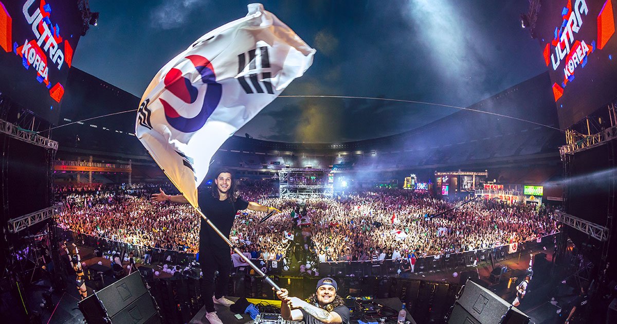 viberate's tweet photo. Who was your favorite act at @UMFKorea? Make some noise 🔊
#Ultrakorea2018 #UMFKorea #UMF2018 #ultrakorea #umfkorea https://t.co/kDYtL30zf5