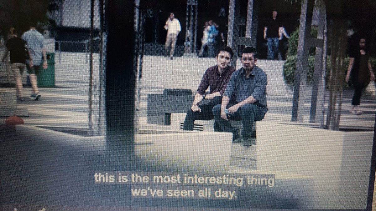 Tanat83's tweet image. Ahh Sulaiman and his partner save Pamela from being beaten by her Caucasian husband... whoops wrong show, haha! 😆😅 #codeoflawch5 @FauzieLaily @lyzpopz @mediacorpCh5