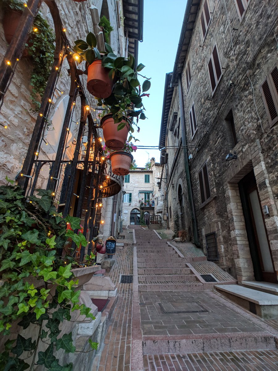 Day 12: Mass at the National Shrine of Divine Mercy, the best calzone EVER, train ride to Assisi, check into our new AirBNB, ASSISI IS TIGHT, dinner with the best mozzarella caprese salad EVER, and did I mention Assisi is BEAUTIFUL???