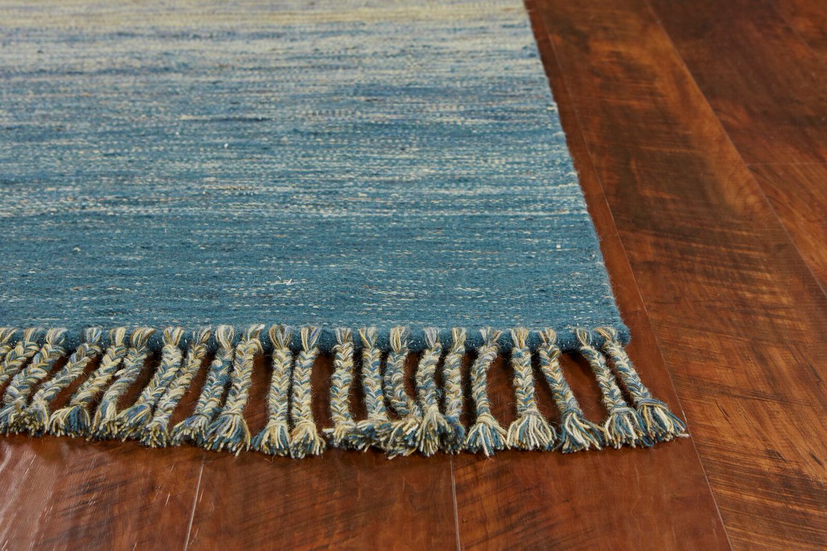 KasRugs's tweet photo. The fringe at the ends of the Homespun Ocean Landscape #rug from #designer @LibbyLangdon add even more depth to its visual texture. It's an artistic and contemporary look. https://t.co/CpR79VhHfY | #ColorWithKAS #LibbyforKAS #LibbyLangdon #Rugs #FloorCovering #Design #Interior https://t.co/JRn0OEtDaj