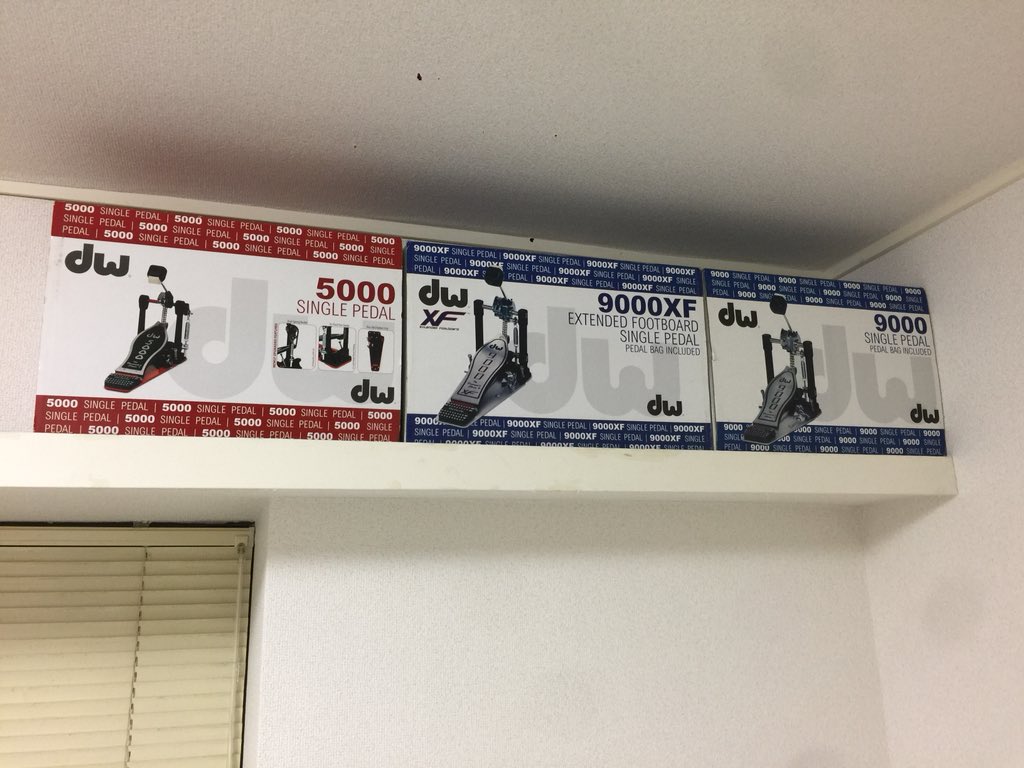 king1533's tweet photo. 日本に来て ちょっとずつ 収集した 俺の DWペダルコレクション

あとは 8000シリーズだけ買ったら DWの 収集は 終わりだ！

昨日 ついに 100個限定の 5000Modern retroも 買った！

#DW5000AcceleRater
#DW5000Turbo
#DW9000
#DW9000XF
#DW5000ModernRetro
#DWpedal https://t.co/ehFRbtWt5k