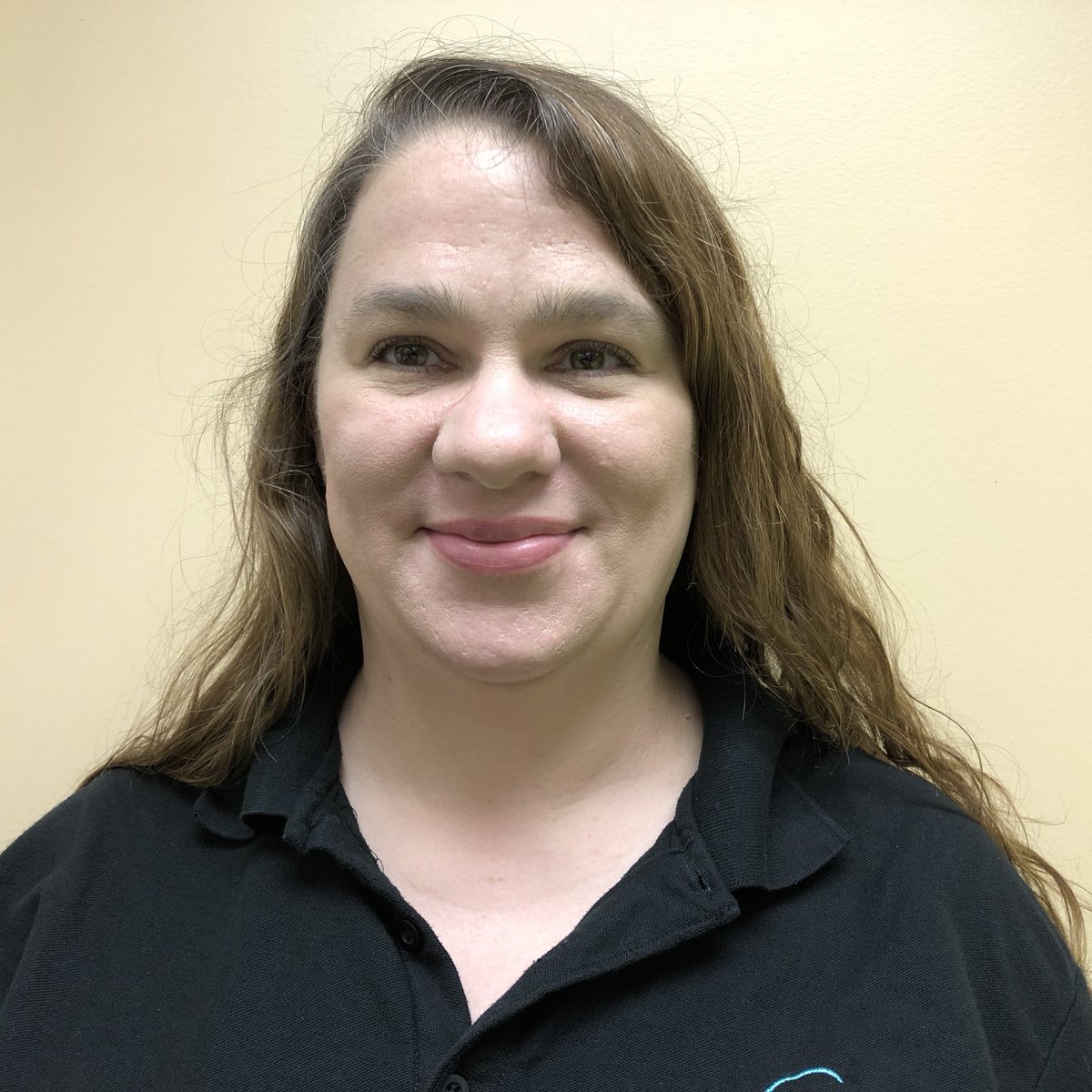 SharePointMadam's tweet photo. This is the photo that's on my Microsoft badge. Yes, that is a @tyGraphTweets shirt that I'm wearing! #tyGraphGroupie https://t.co/juAAz92H94