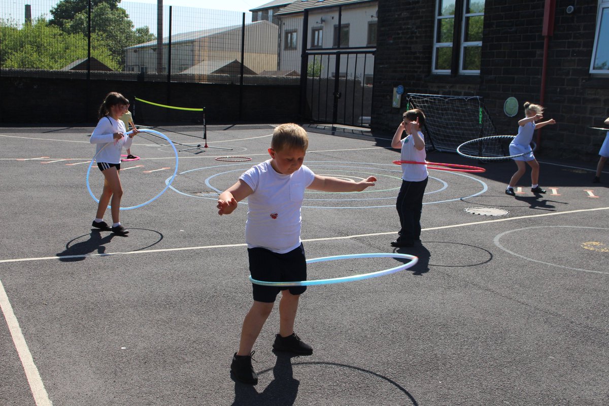 Waterprimary's tweet photo. Fantastic after school Hula Hoop session from @RLTrust and the brilliant Laura 🕺💃 https://t.co/AMkbSshHeH