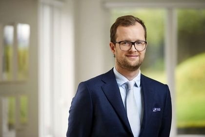 gamma.is/frettir/visben…
Agnar Tómas Möller fjallar um hvernig hröð aukning í erlendri fjárfestingu lífeyrissjóða, veitingu sjóðsfélagalána og aukning skuldabréfaútboða hefur skapa mikinn fjármagnsskort á íslenskum skuldabréfamarkaði og hækkað vaxtaálag.