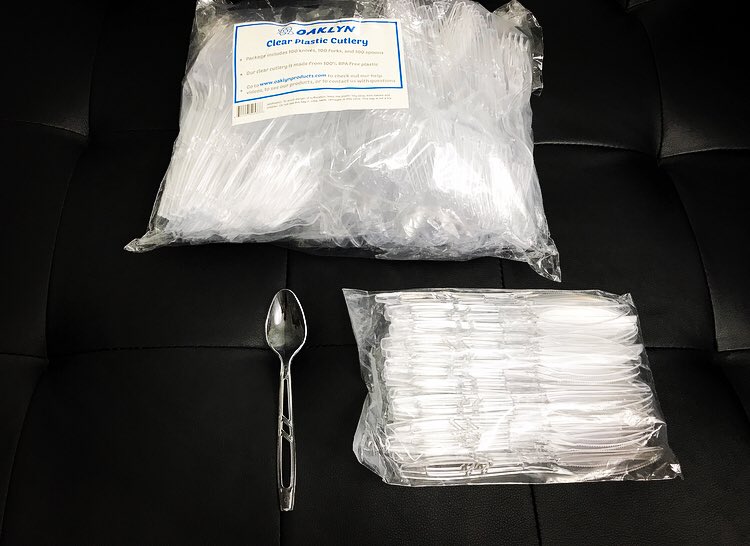 ExteriorID's tweet image. Oaklyn heavy duty cutlery set. Super sturdy but flexible. 300 count (100 forks, 100 spoons, 100 knives). Single use, but nice design. Perfect for a load of activities, or to cut your dishes cleaning time for a whole year!

walmart.com/ip/Oaklyn-300-…