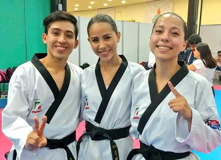 InspiracinDepo's tweet photo. #PoblanosEnAcción
#NJ2018
#TKD
Sigue cosecha de preseas del TKD en formas de NJ
🥈 Ana Belén Peña / Edwin Clemente Vilchis /Pareja
🥈Ana Belén Peña / Edwin Clemente Vilchis / Nashielly Conde /Tercia
🥉 Fernanda Figueroa
🥉Ana Belén Peña Ocampo y
🥉 Edwin Clemente Vilchis https://t.co/rfGCXQKbUt