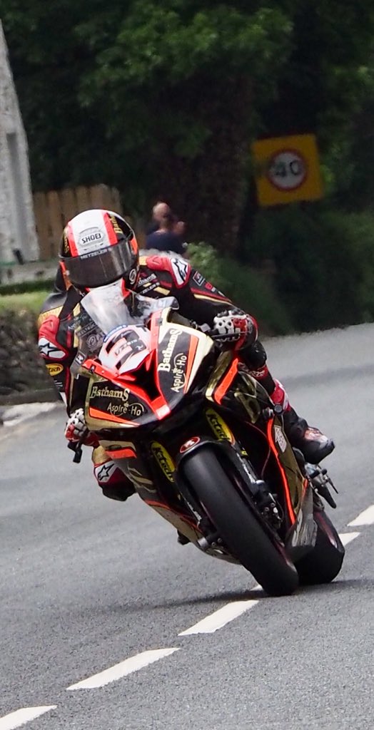 ironorephotos's tweet image. @michaelrutter_  #Sulby Village 190+