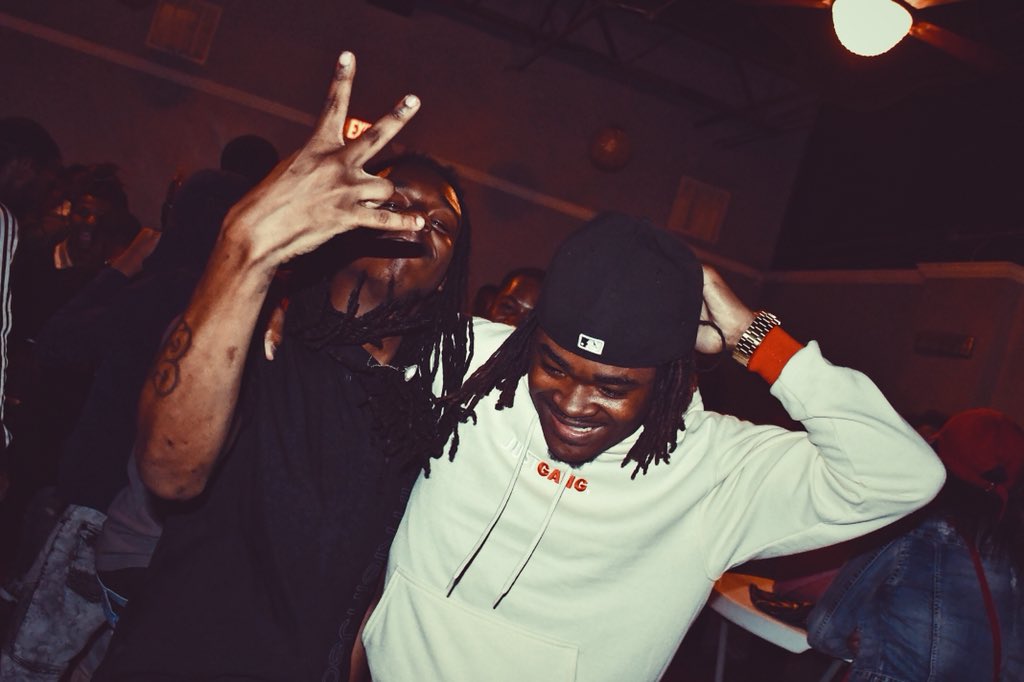JUSTGANG_'s tweet photo. It’s a JUSTGANG. party you cannot get in ❌
Ft: @gucciglostance @dfreedavinci @TeejayMafioso @raythedesigner_
📸: @Jvlxn
#JUSTGANG. #X #ChicagoBrandsOnly #WhoRunIt #SwiperNation #Gucci10Toes #Dfree #TrapHippie #Two-Way https://t.co/AG50AucSOE