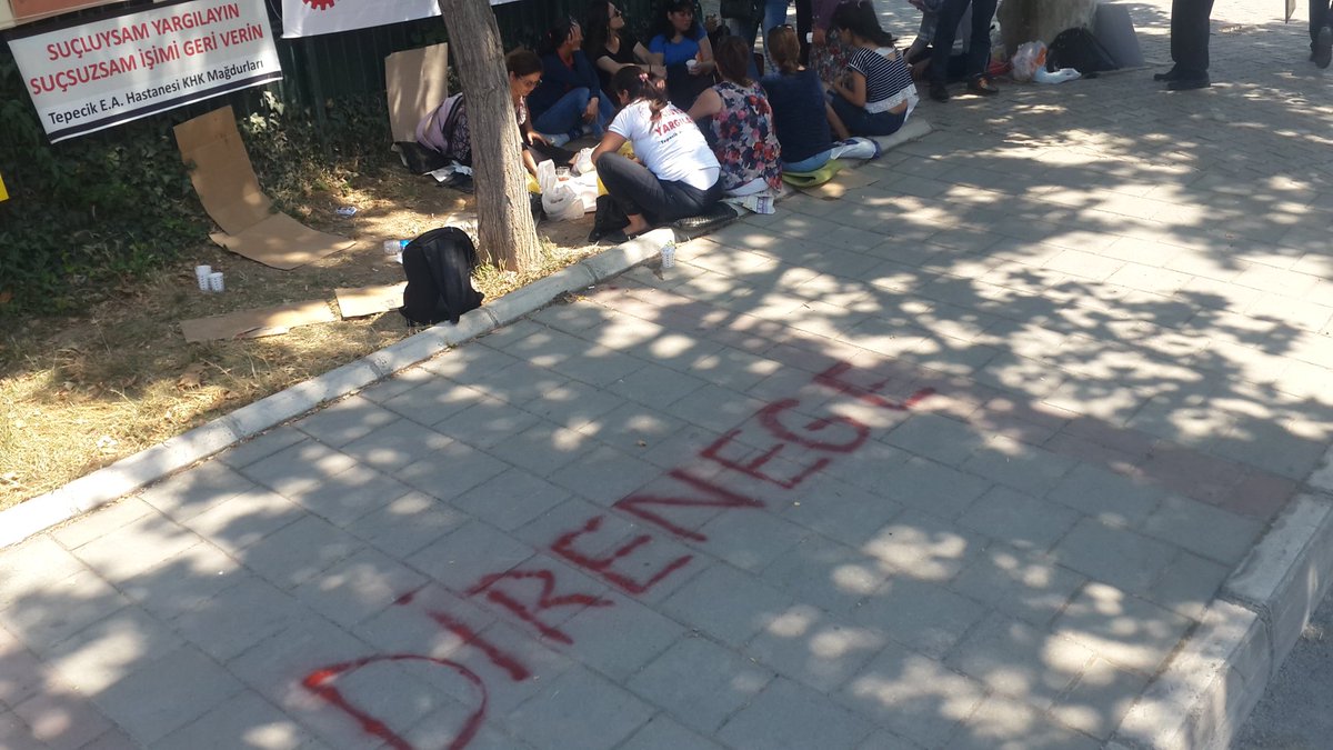 MineSyler3's tweet photo. #MağdurTaşeronaKadro Onurumuz için direne direne kazanacağız https://t.co/E4h8j4UM4M