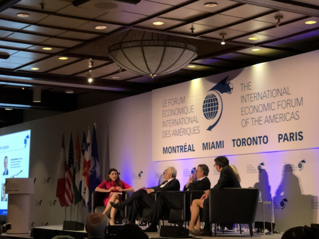 MartinG_234's tweet photo. « We have to be carefull not to impose our values on other peoples money » Glenn Hutchins, co-founder at North Island and co-founder at Silver Lake. #ConfMTL @Leaders_HEC https://t.co/eLxpPmWnwD