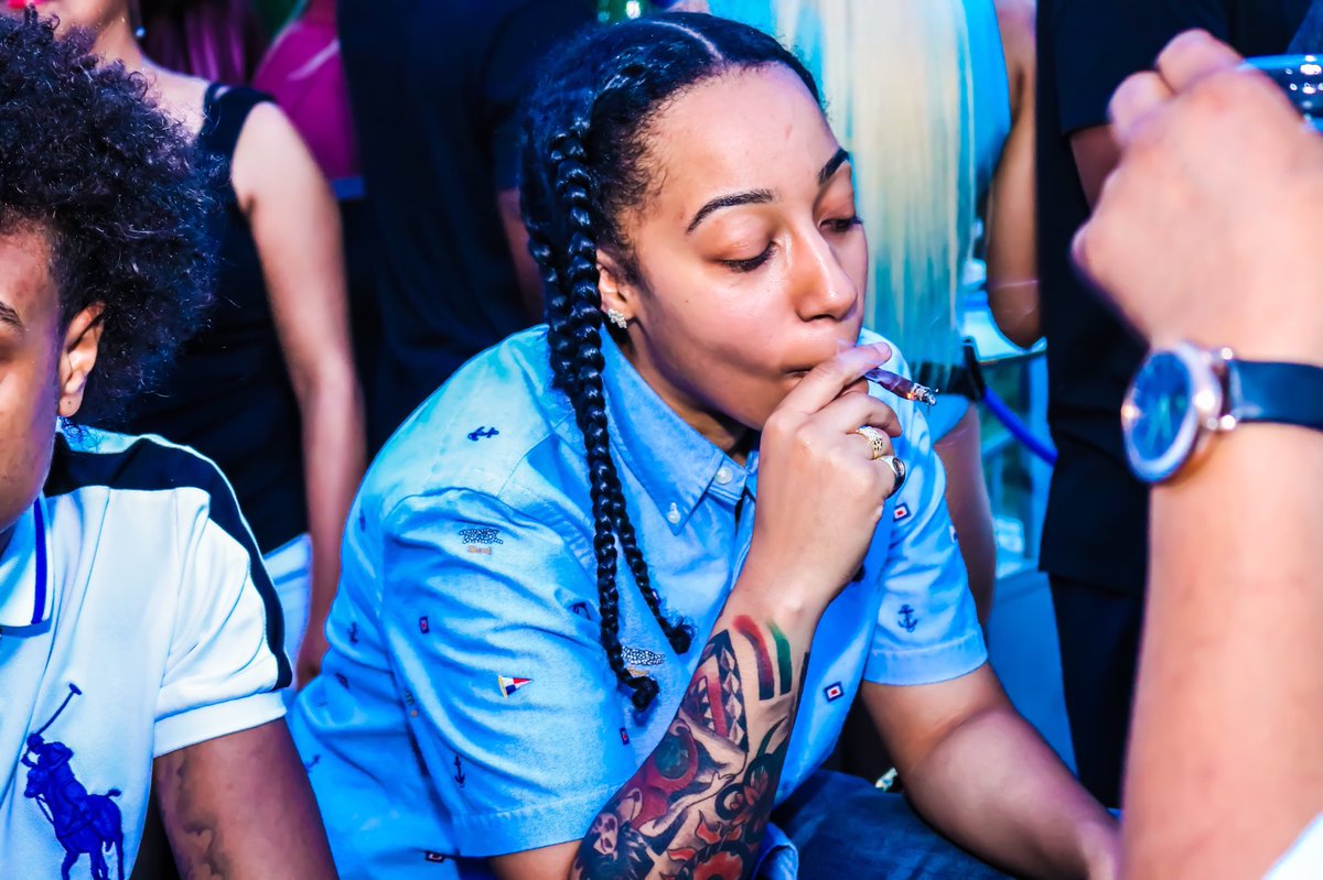 flee_kay's tweet photo. It’s somebody out there who been praying for me 🙏🏽 #SlugLifeENT 🤞🏽❤️ https://t.co/SFeZQcDM7s