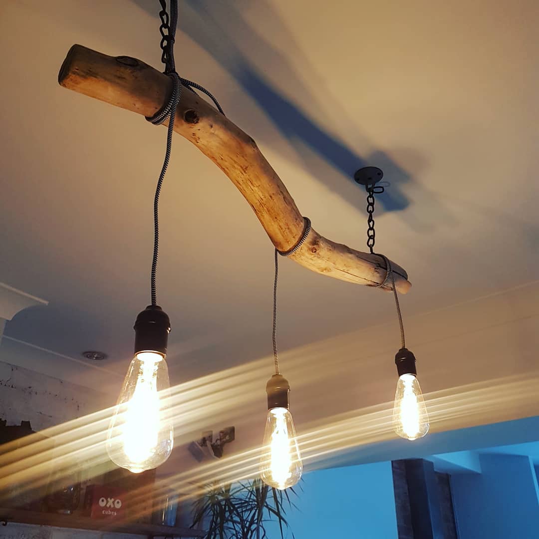 HenleyServices's tweet photo. Bespoke lighting made from drift wood we picked up on the Welsh coast some 8 years ago! Need help with a quirky project? Get in touch! https://t.co/UFj6s5cUlo https://t.co/6prCPgZiFV