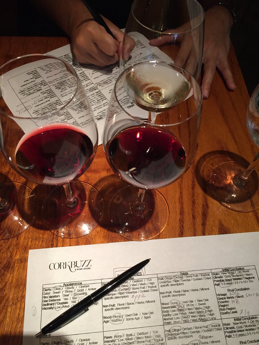 oenophileart's tweet photo. last friday first blind tasting at #corkbuzz union square... SO. MUCH. FUN! and now i'm head over heels in love with Duca di Croce Brunello di Montepulciano '12 ⁦@Corkbuzz⁩ #torridwineaffairs https://t.co/Y02UDZJwCb