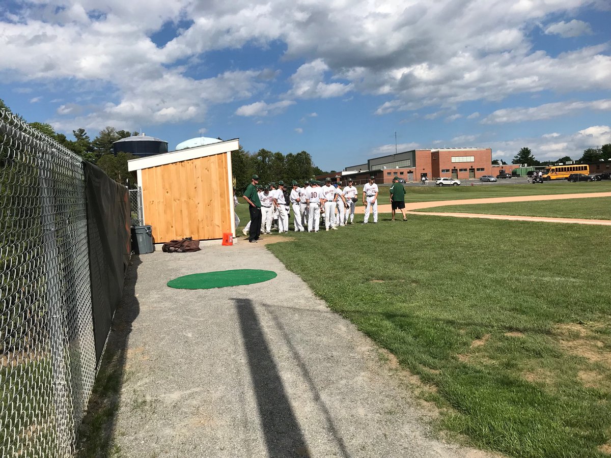Jeanetteemerson's tweet photo. My last official game as a athletic trainer here in beautiful Hopkinton High School. #movingtoRI... https://t.co/uMYdZlOqTR