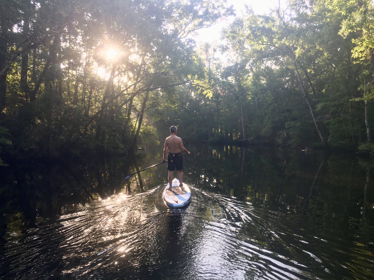 TUmarkwoods's tweet photo. The Julington-Durbin peninsula is a piece of #OldFlorida, forever preserved. Or so it seemed in 1999. Now the developer who sold the land wants to build 1,400 homes there. And even more troubling, some local and state leaders seem ready to help. #SaveJDP https://t.co/7IrYfA4ePr