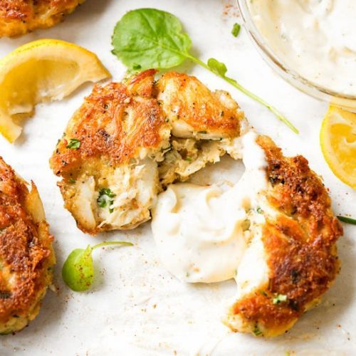 RecipesBuzzUsa's tweet photo. This delicious recipe for crisp, golden crab cakes comes complet >> https://t.co/OsUaYg0Vni #recipe https://t.co/2Mc2gwDQkC