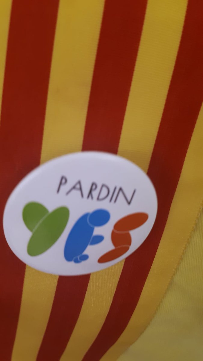 mgispert's tweet photo. Veritables obres d’art són les que fan les artistes de l'Associació de Dones de Pardinyes. Felicitar també a les professores que tan bé han dirigit els diferents grups de manualitats i labors.
@veinspardinyes @antonipostius https://t.co/MNleMHCunq