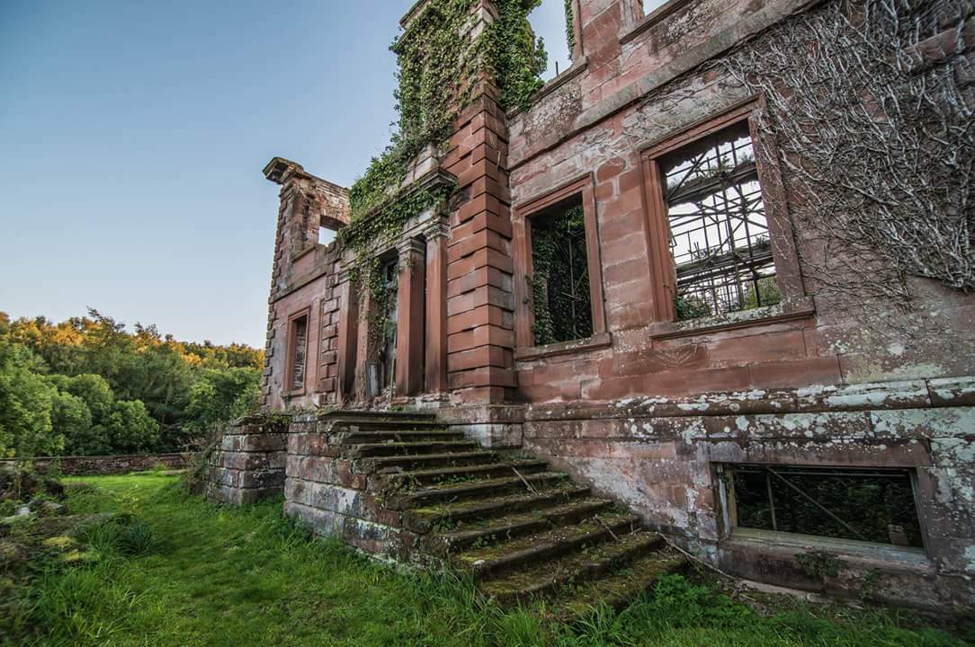 UKGhostNights's tweet photo. 5 sleeps to our castle and camping expedition in #Cumbria We are sooo excited for the event of the summer! 
@hauntedmagazine @LakeDistrictPR @thehauntedguy @CumbriaLifeMag https://t.co/lDI24QC2kD
