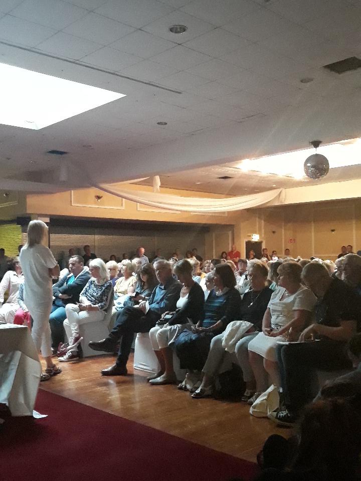 deedee fitz tweet media