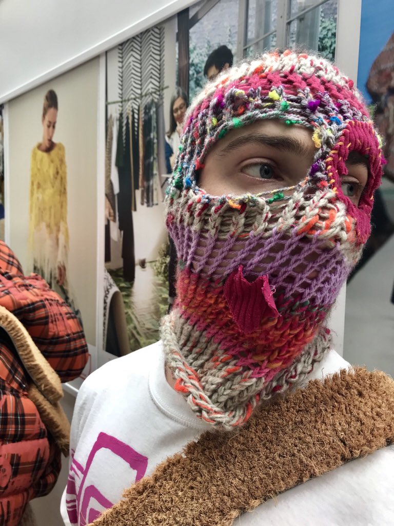 annebalasklein's tweet image. #jurys de #diplôme @EcoleLISAA #mode #promotion #2018 #Bravo aux #étudiants #styliste #modéliste #Textile #business