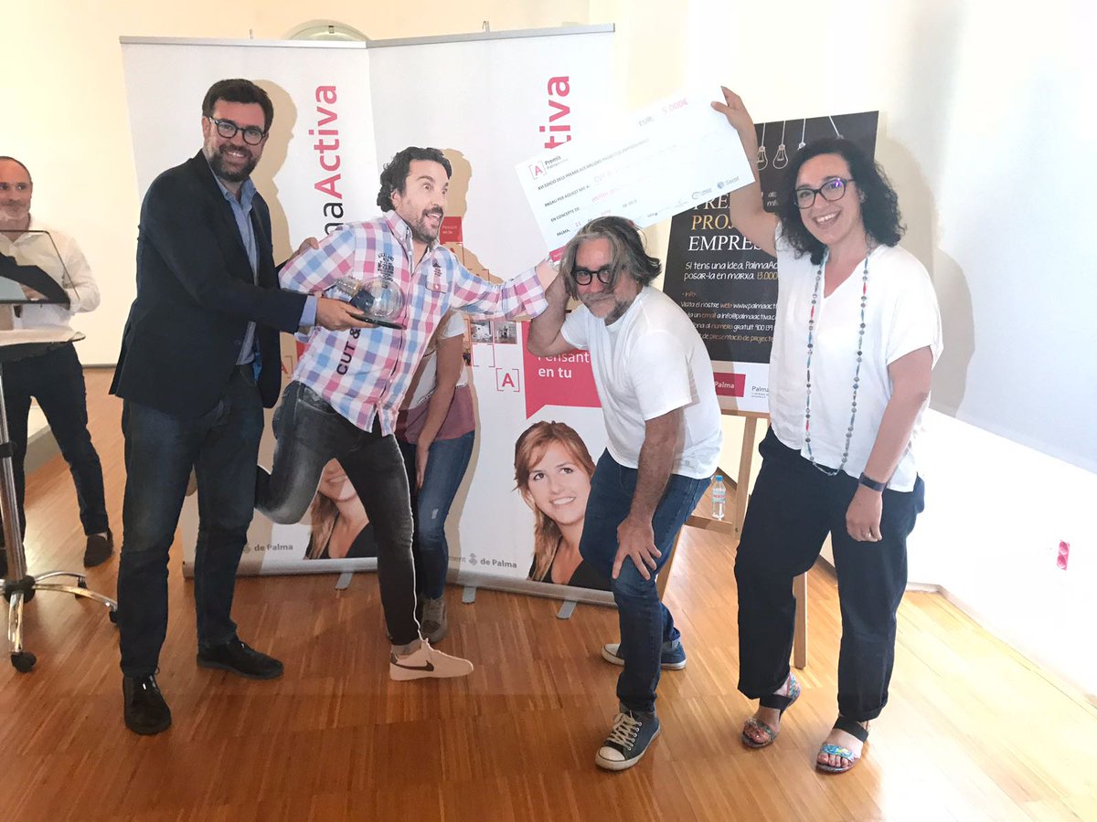PalmaActiva's tweet photo. Guanyador @_CUTANDGO_  i finalista @kydemy de la categoria absoluta dels #PremisPA. ENHORABOOONA!! https://t.co/DIAU60Q3M0