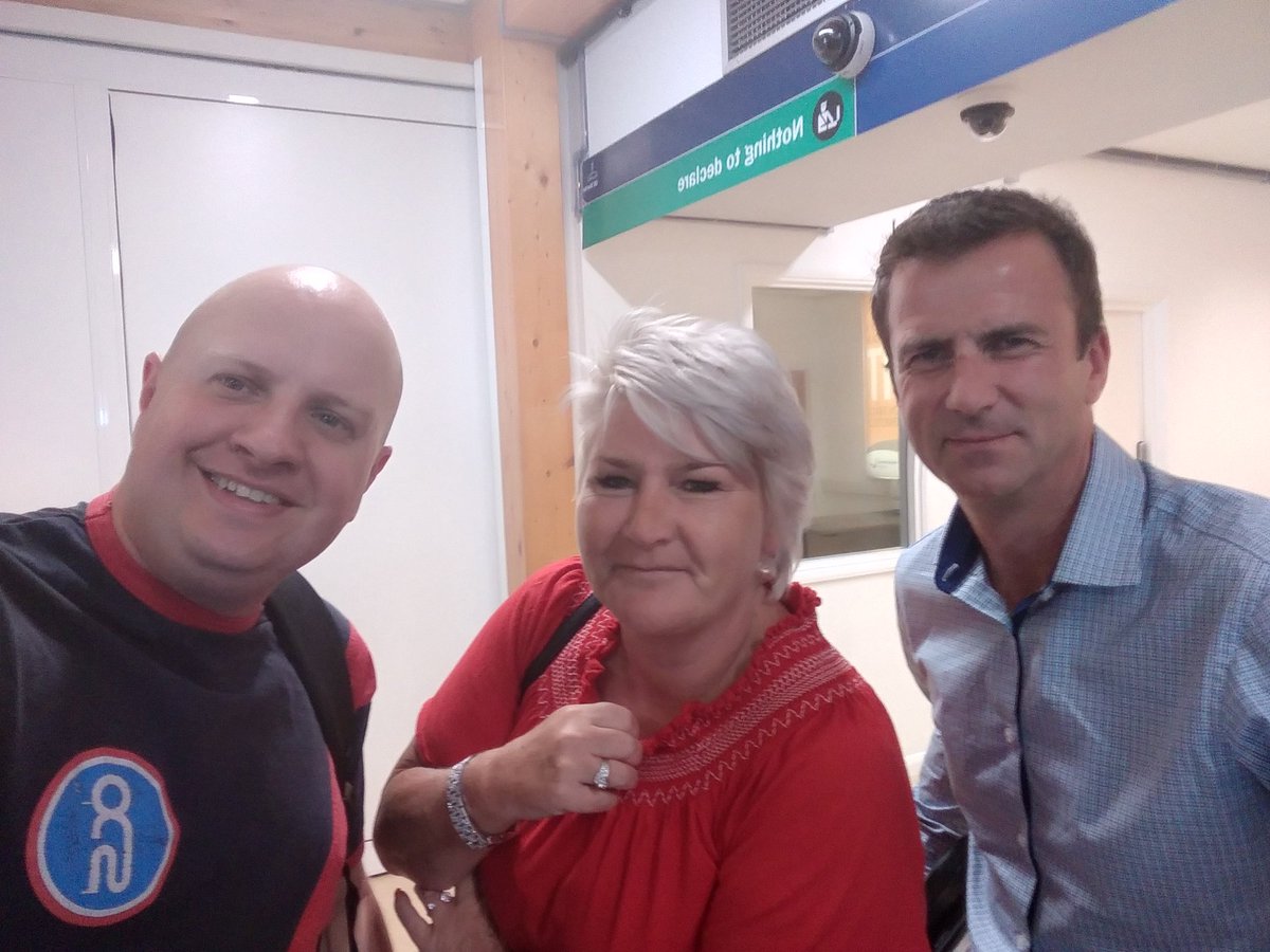 Look who we saw in Cornwall airport <a href="/j6uey/">Julia Marshall</a> <a href="/sjhicklin/">sjh</a> <a href="/placemadebyyou/">A Place Made By You</a>
