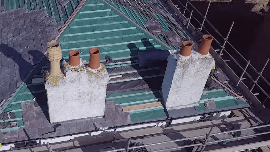 LesPerryRoofing's tweet photo. An old, poorly maintained roof can speed up the deterioration of the whole property through leaks, poor drainage and inefficient guttering. Missing and broken tiles or slates will speed up the damage.. https://t.co/Xh9laeb6tp #roofing #heritage #conservation #heritage #Wirral https://t.co/NKTmVa4XAv