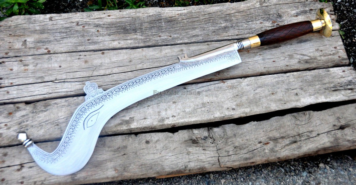 Ram Dao sword ...
everestblade.com/en/121-20blade…
#historicalsword #sword #knives #knife #kukri #kukrihouse #everestblade #handmadeknifefromnepal #Traditionalknife #traditionalsword