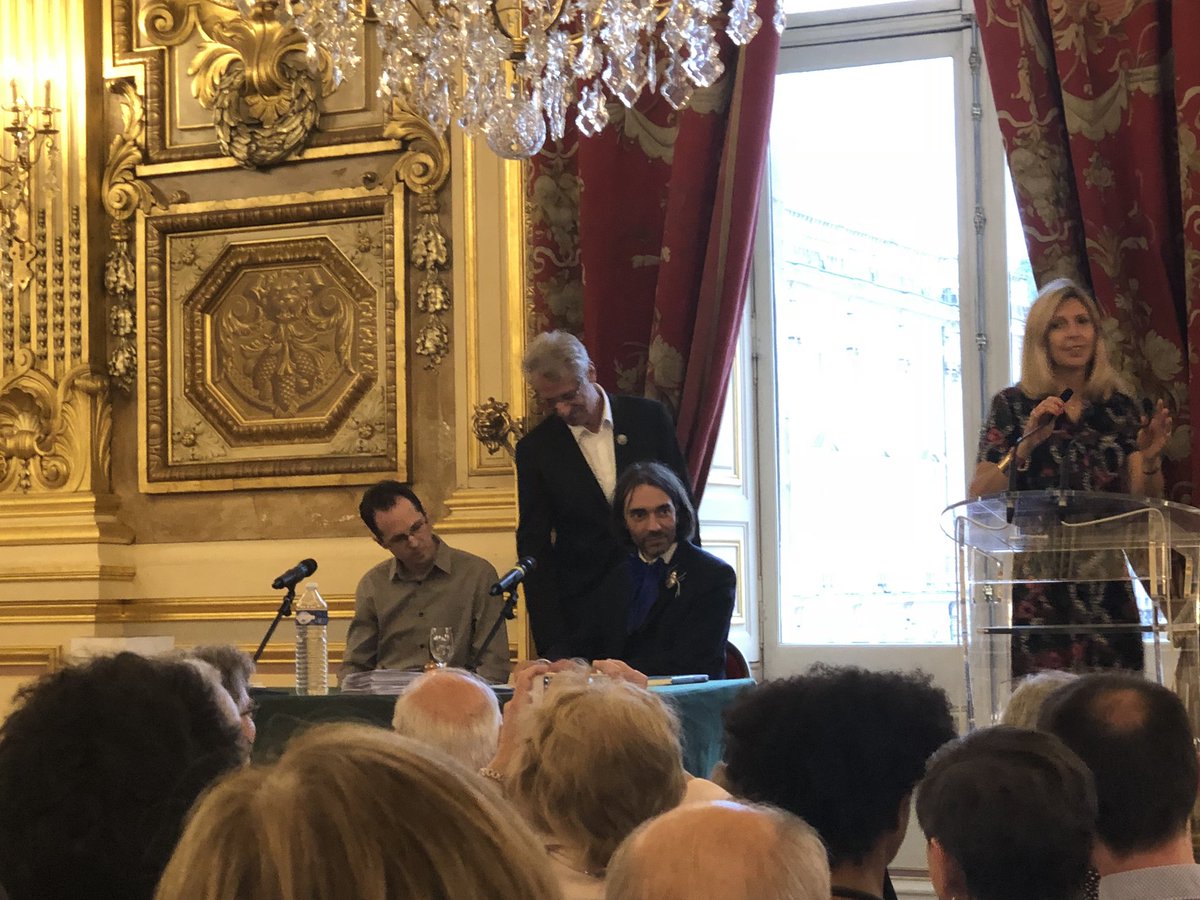 <a href="/VillaniCedric/">Cédric Villani</a> tient une conférence sur #Intelligence Artificielle dans le Grand Salon de l’Hôtel de Ville de Lyon <a href="/MissionVillani/">Mission Villani</a> <a href="/INDSante/">INDS</a> #data