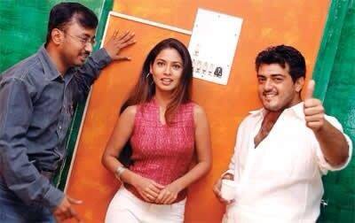 viswasam_fans's tweet photo. #attagasam Rare pic #Thala #Ajith https://t.co/u7AswoGSWw