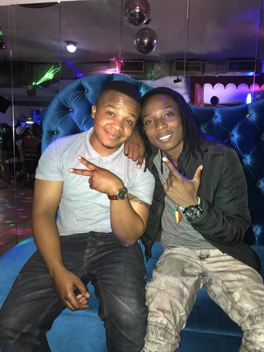 Sim~Bill tweet media