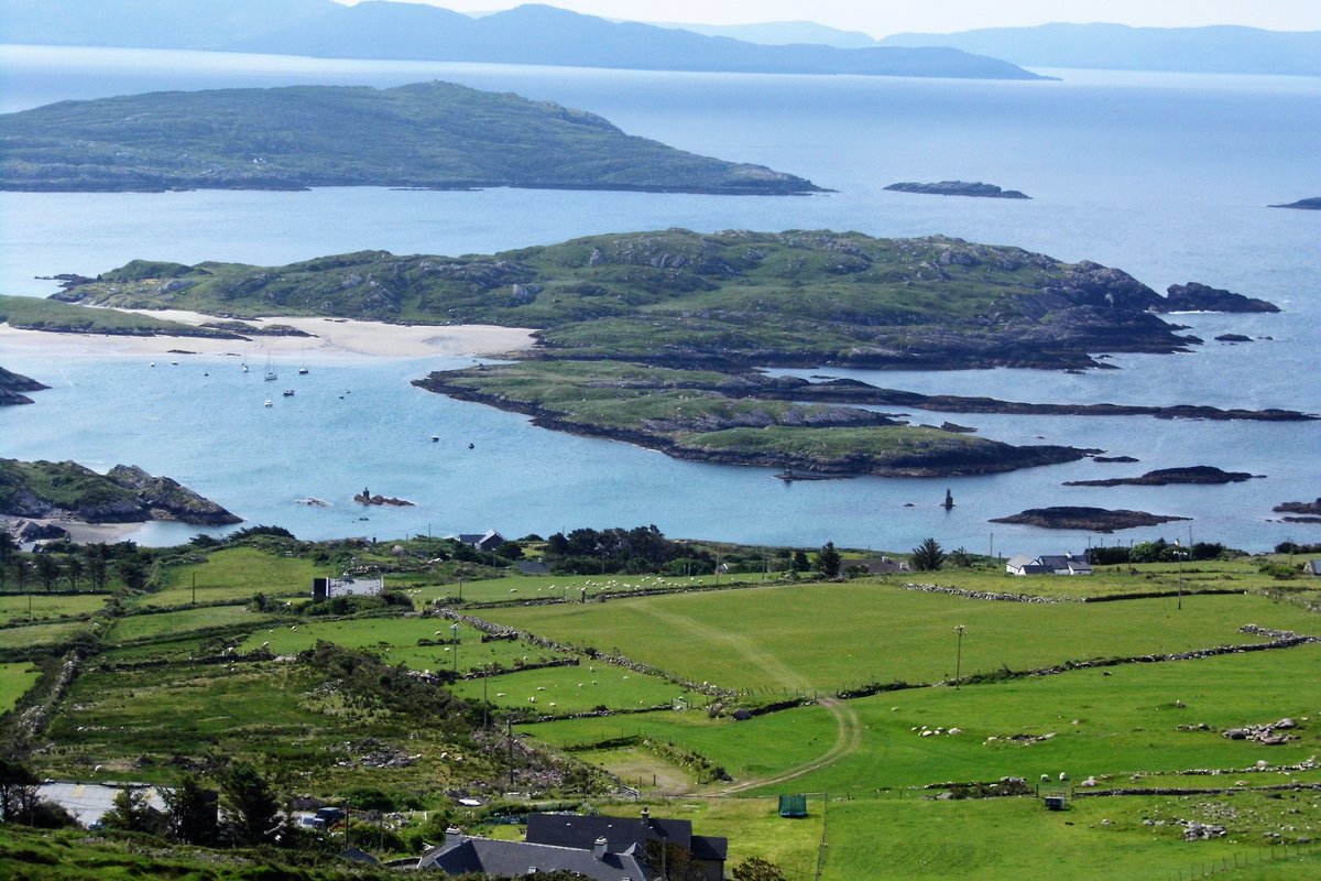 jjackson42's tweet photo. The Ring of Kerry is as gorgeous as you might have heard.
#ringofkerry #holidays #research #nohonestly #wellok #holidays ;) https://t.co/O2R3QeprXh