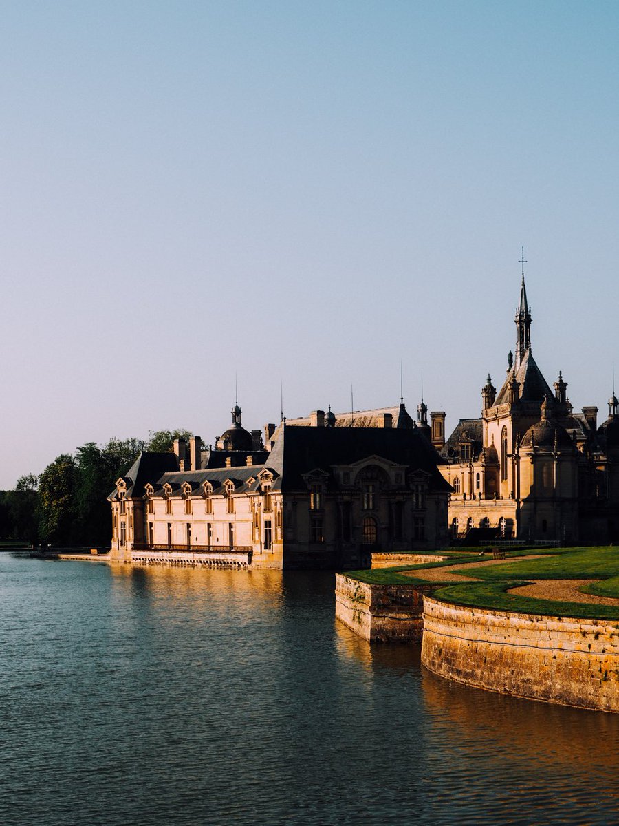 FluxusComm's tweet photo. #blogtrip : direction l'@OiseTourisme, à #chantilly et #senlis avec les bonnes adresses de @Lilido1 https://t.co/ZjBsQ3P5jS 💚 https://t.co/fngWFXtuDA