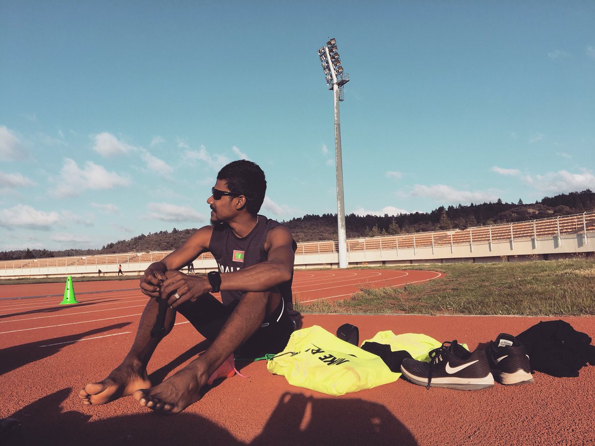 HussainFazeel12's tweet photo. One fine day, at work 😁
#Unstoppable #heretocreatehistory #firstneverfollows #flashmv #godadago #roadtoasiangames2018 https://t.co/f8fl2efDBI