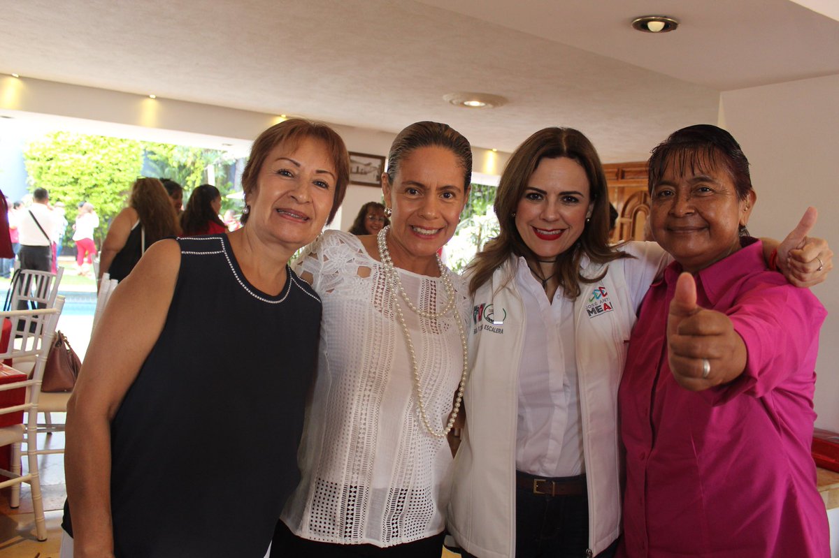 HildaFloresE's tweet photo. Estamos muy orgullos@s de contar con una militancia tan entregada y apasionada, con ustedes haremos a @JoseAMeadeK el Presidente de México, a @Jorge_Meade Gobernador de Morelos y ganaremos con l@s candidat@s del @PRI_Nacional https://t.co/rY1coHD308