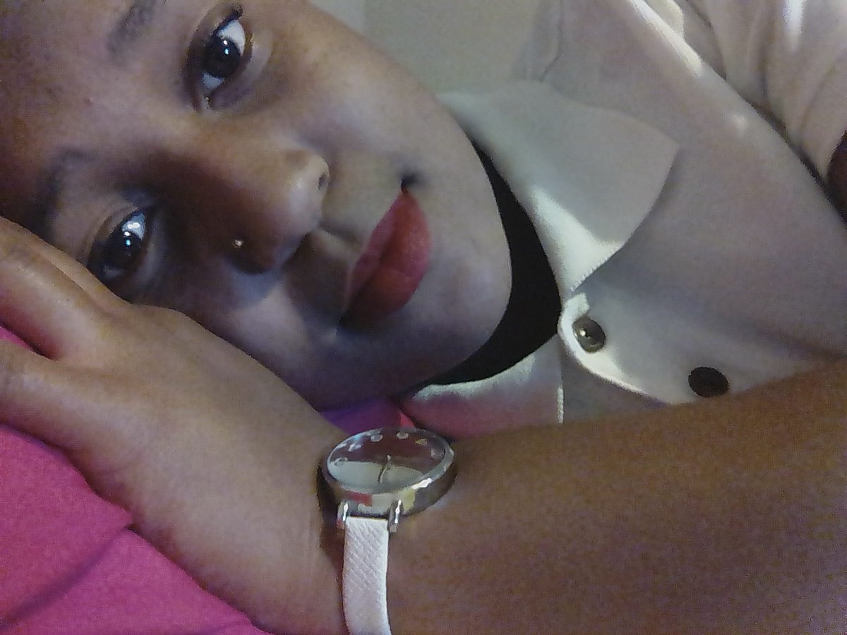 lelebantsi's tweet photo. #90sdrop.your.pic https://t.co/NOYmvNDSXK