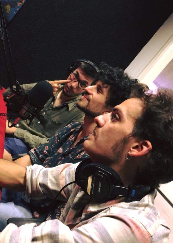 Pronti su <a href="/radiostatale/">Radio Statale</a> #lacanoadicarta per parlare, per sognare, per capirci, per capire...per ora. #onair #godsavethedream <a href="/FilippoRenda/">Filippo Renda</a>