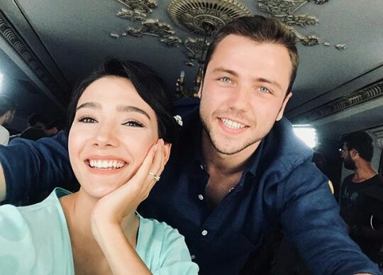 nutellaytol's tweet photo. izninizle şu güzellik karşısında ilahi okumak istiyorum

#HiçKimseSeninKadar #YavBah https://t.co/ZhD6lKtV6A