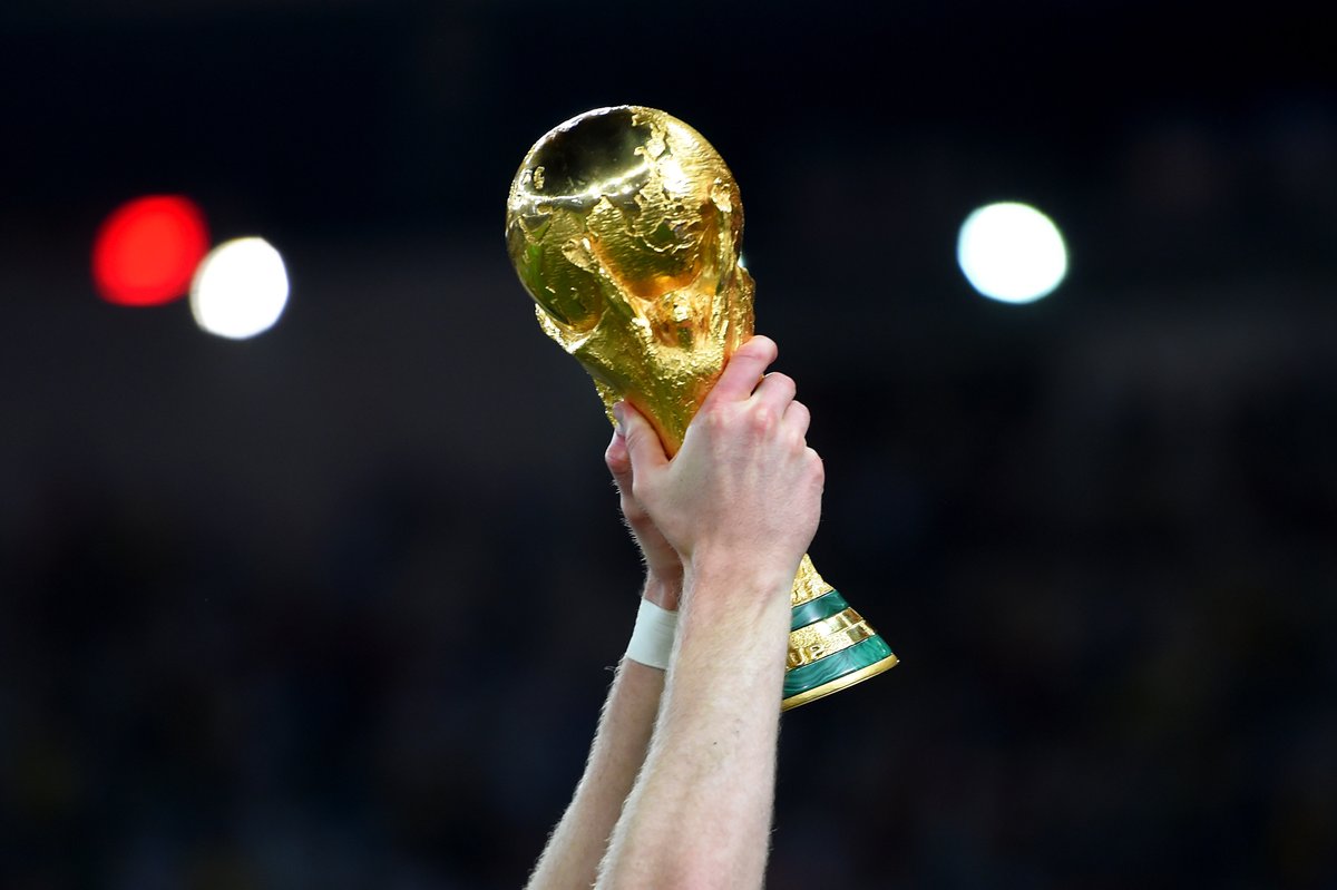 BanheiraFutebol's tweet photo. FALTAM 3 DIAS PARA A COPA DO MUNDO DA RÚSSIA e as tags das seleções já estão disponíveis no Twitter:
#ARG #AUS #BEL
#BRA #COL #CRC
#CRO #DEN #EGY
#ENG #ESP #FRA
#GER #IRN #ISL
#JPN #KOR #KSA
#Messi🐐 #MEX #MAR
#NGA #PAN #PER
#POL #POR #RUS
#SEN #SRB #SUI
#SWE #TUN #URU https://t.co/G3KvIKB1mG
